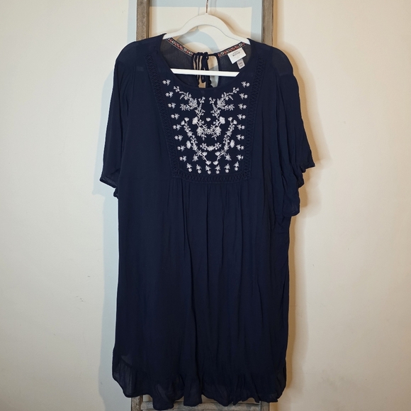 ⭐️40% Off⭐️ Knox Rose Navy Blue Boho Peasant Embroidered Dress - Picture 2 of 11